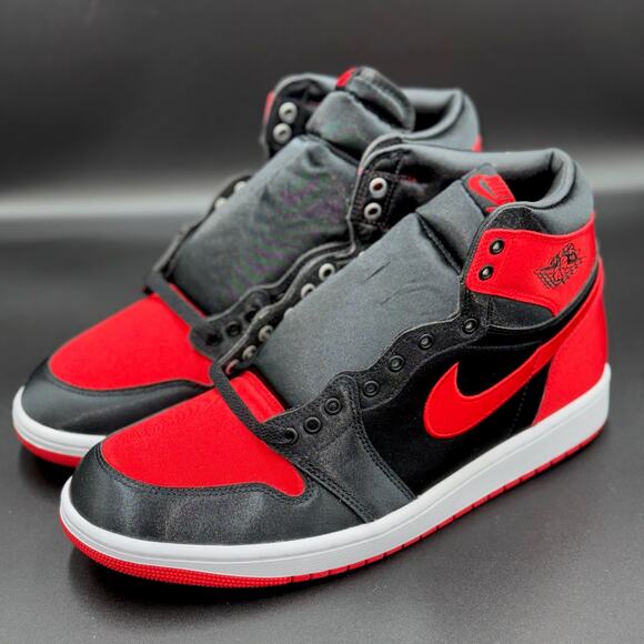 Jordan 1 Retro High Satin Banned - Picture 2 of 5